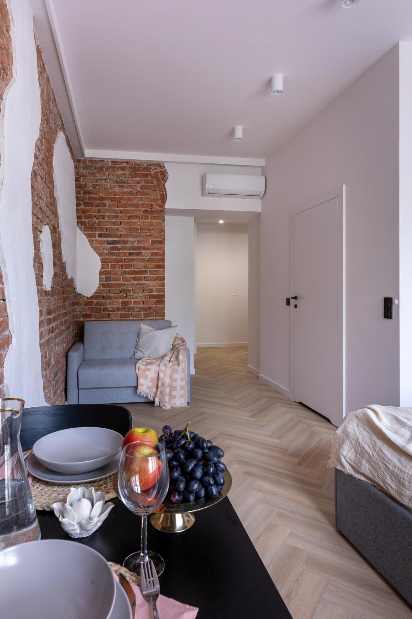 Melody Apartments City Centrum Cracovia Esterno foto