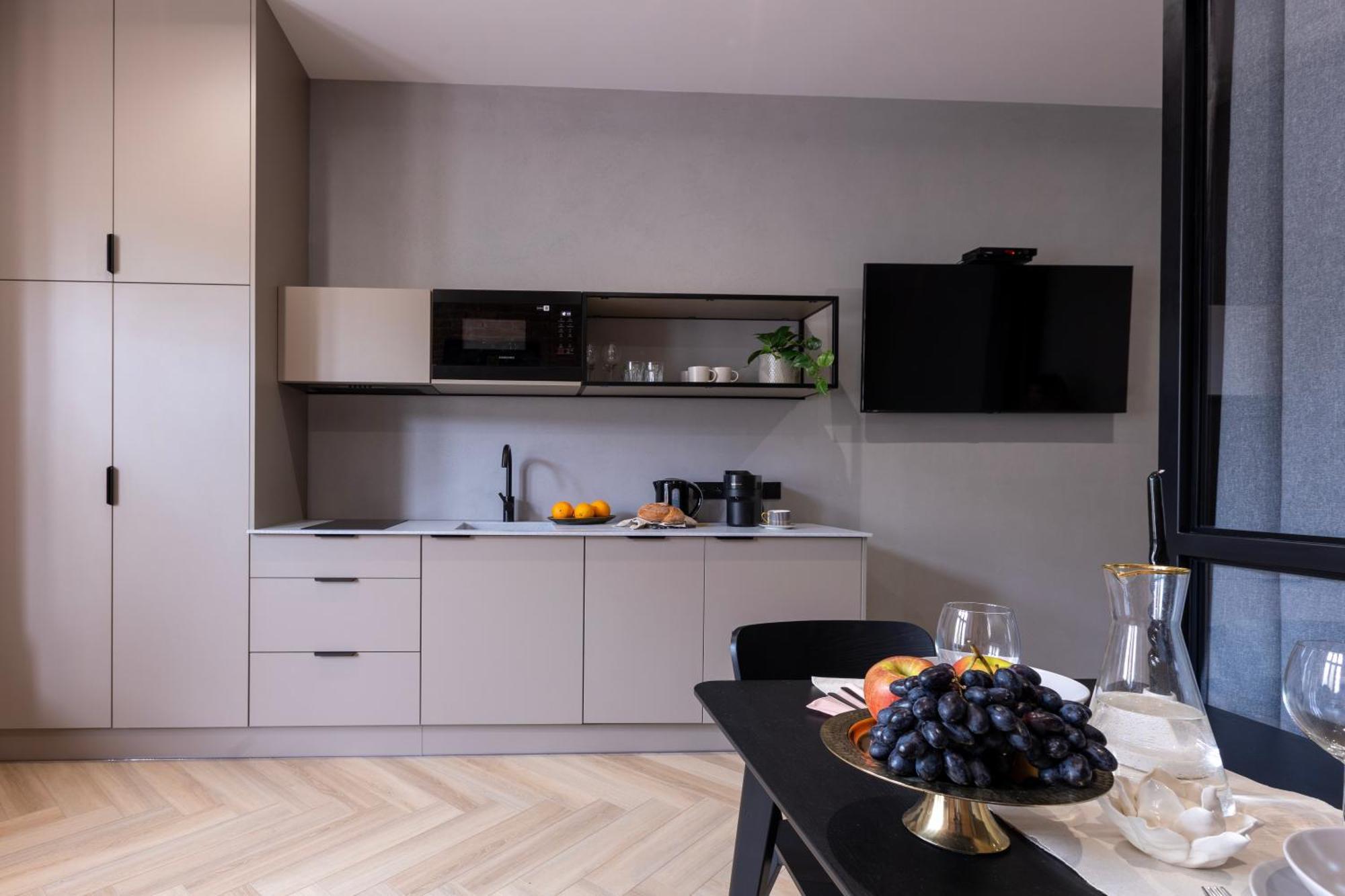 Melody Apartments City Centrum Cracovia Esterno foto